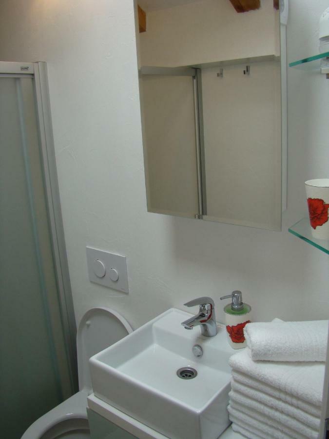 Kike Apartment Kaštela Buitenkant foto
