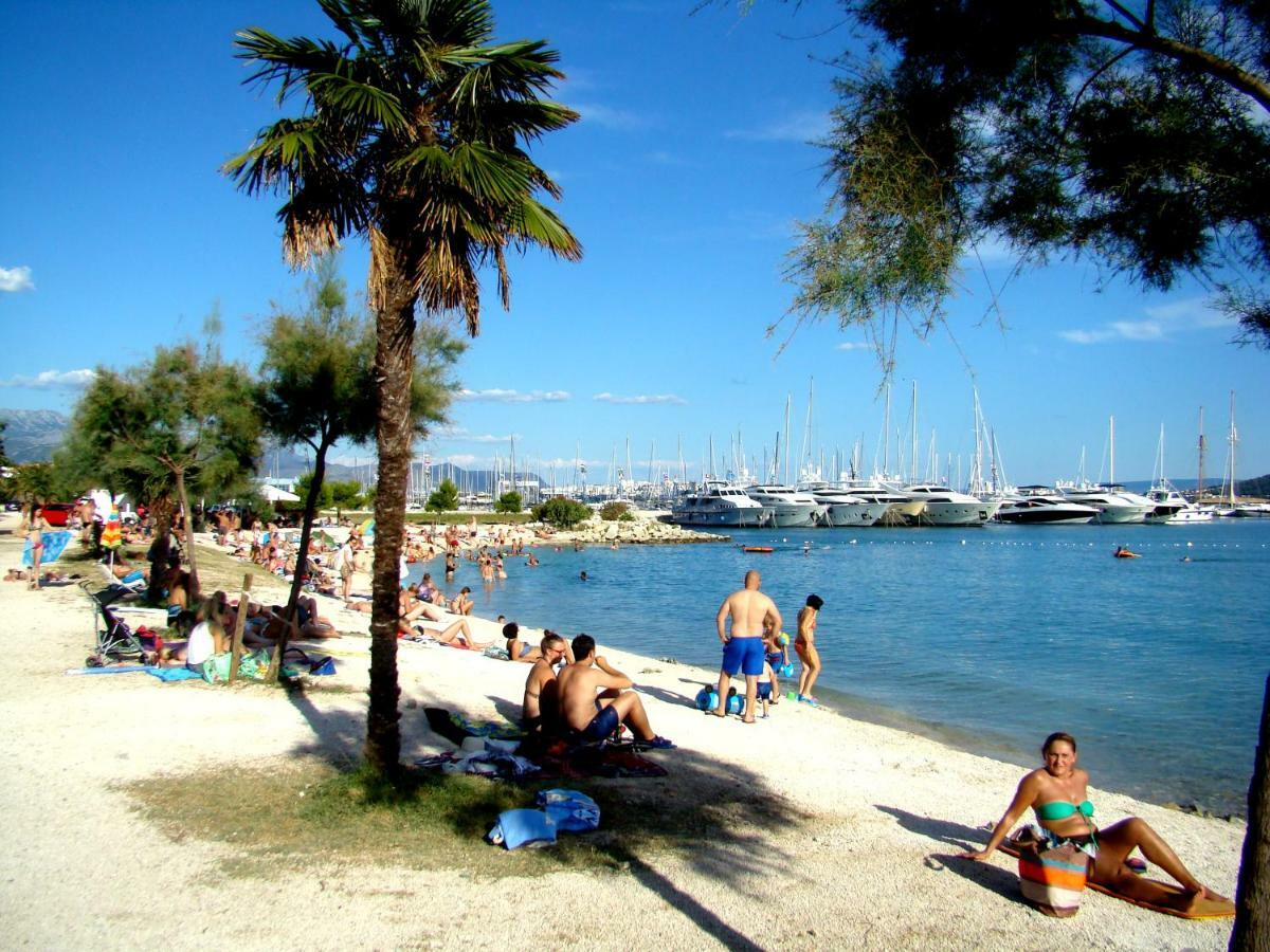 Kike Apartment Kaštela Buitenkant foto
