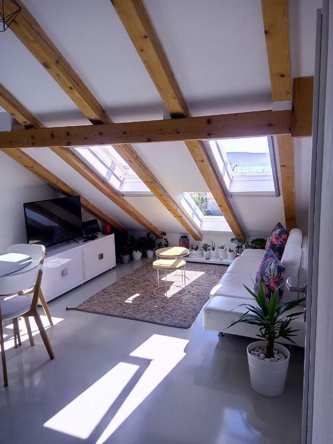 Kike Apartment Kaštela Buitenkant foto